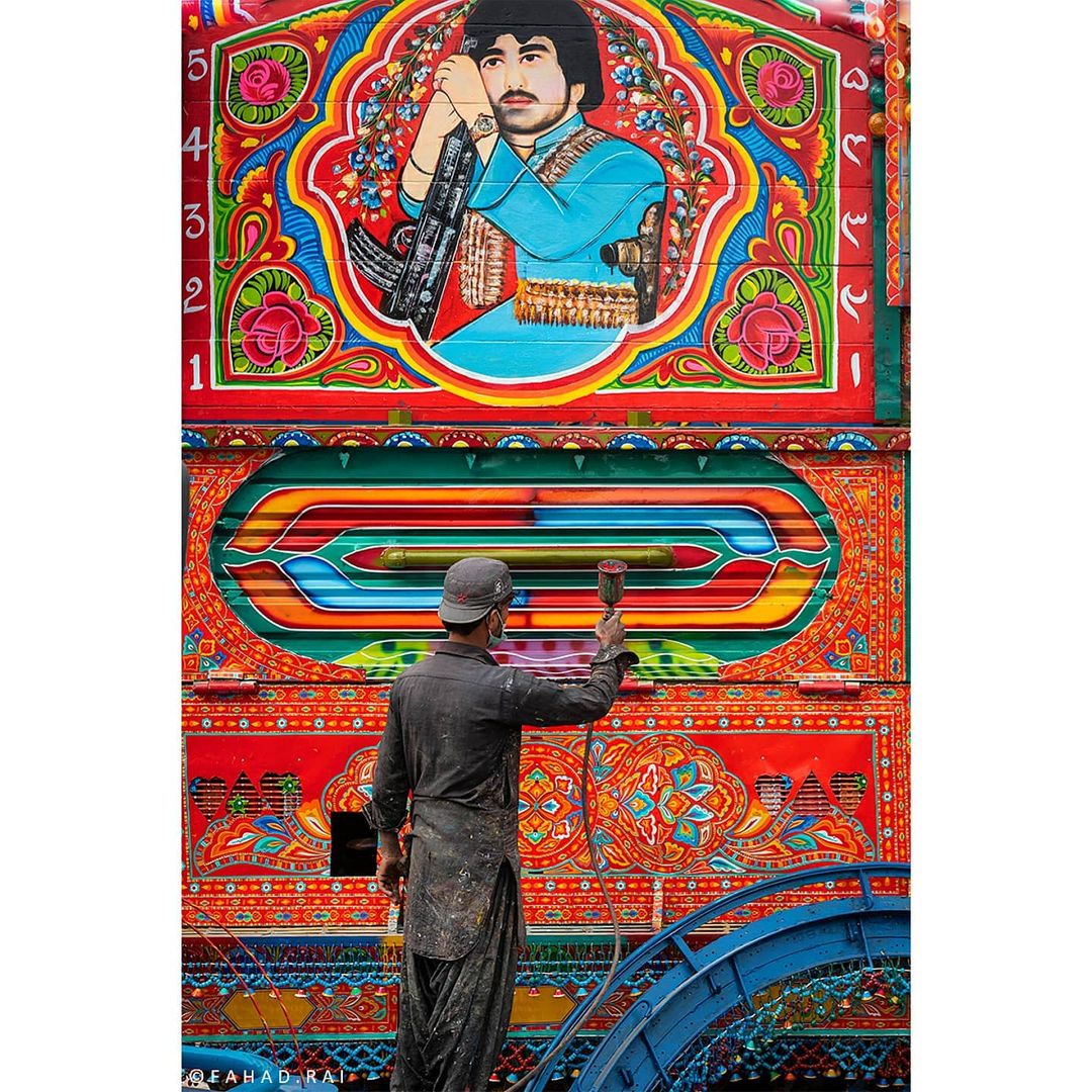pin92pk's tweet photo. Pakistani Truck Art Representing Pakistan.
#pin92 #pinpakistan #pakistan #artist https://t.co/2xhTxwnc6E