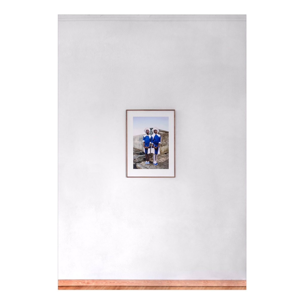 macxseen's tweet photo. Uniformity, Johannesburg, 2017

From the series “Sunday Street” 

Paper size:  50 x 70cm. (19 11/16 x 27 9/16 in.)
Image size: 37,49 x 55,43cm. (14 3/4 x 21 5/8 in.)
Mounting: Aluminum
Frame: Walnut / UV protective Art glass.

For inquiries -macxncevu@gmail.com https://t.co/McqzvFWeZp