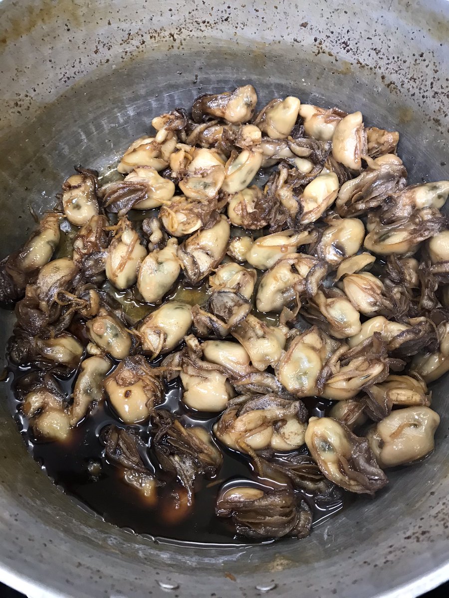 漁師さん直仕入れカキ販売所オイスタロー 11 1open 牡蠣飯は本店 観音寺店ともに志度鴨庄産のむき身をふんだんに使っています 一升に1kg使っていますので牡蠣たっぷり 本店 テイクアウト 火曜休 観音寺店 牡蠣小屋 漁師さん直仕入れカキ販売所オイスタロー 11 1open 牡蠣飯は本店 観音寺店ともに志度鴨庄産のむき身をふんだんに使っています 一升に1kg使っていますので牡蠣たっぷり 本店 テイクアウト 火曜休 観音寺店 牡蠣小屋