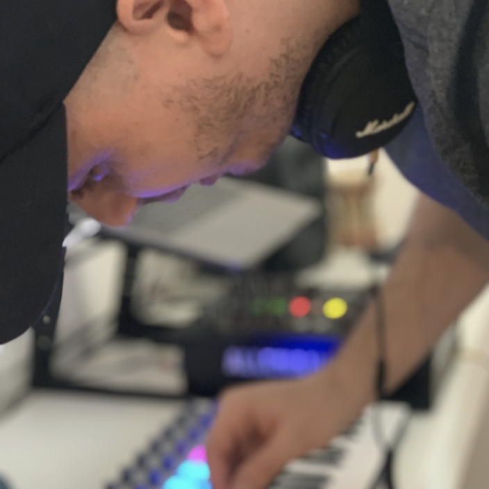 BerlinMusicStat's tweet photo. Hear @monogulo Ether #deephouse https://t.co/ypXIHRlKyu #Berlin #music #artists #djs #bands #events #voting #indiemusic #singersongwriter #Entrepreneurship #community #news #vc #startup https://t.co/fhbWQMbWYK
