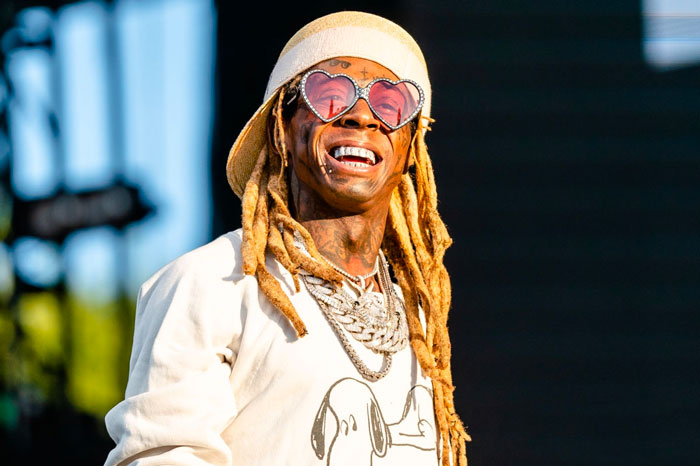 RT @RapUp: Lil Wayne announces new Young Money compilation https://t.co/cAwFS1Taky https://t.co/i0igzZZ5D3