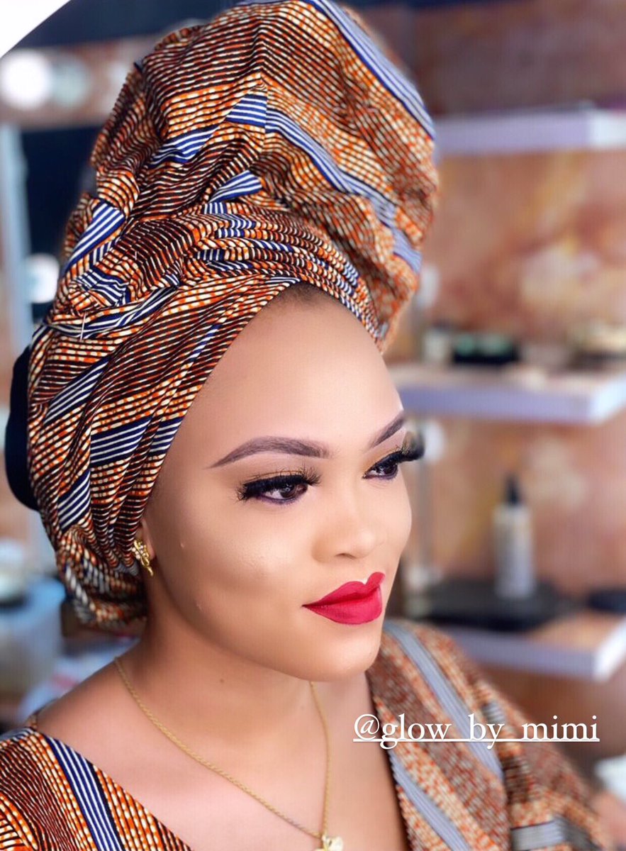 glowbymimi's tweet photo. You know a woman means business when she puts on red lipstick 💄.

#makeup #makeupbymimi #makeupaddict #MakeUpMarch #redlips #beauty #fashion #style #mimi #youtuber #mua #muse #fairgirlrocks #foryou https://t.co/l1kBrYURuX