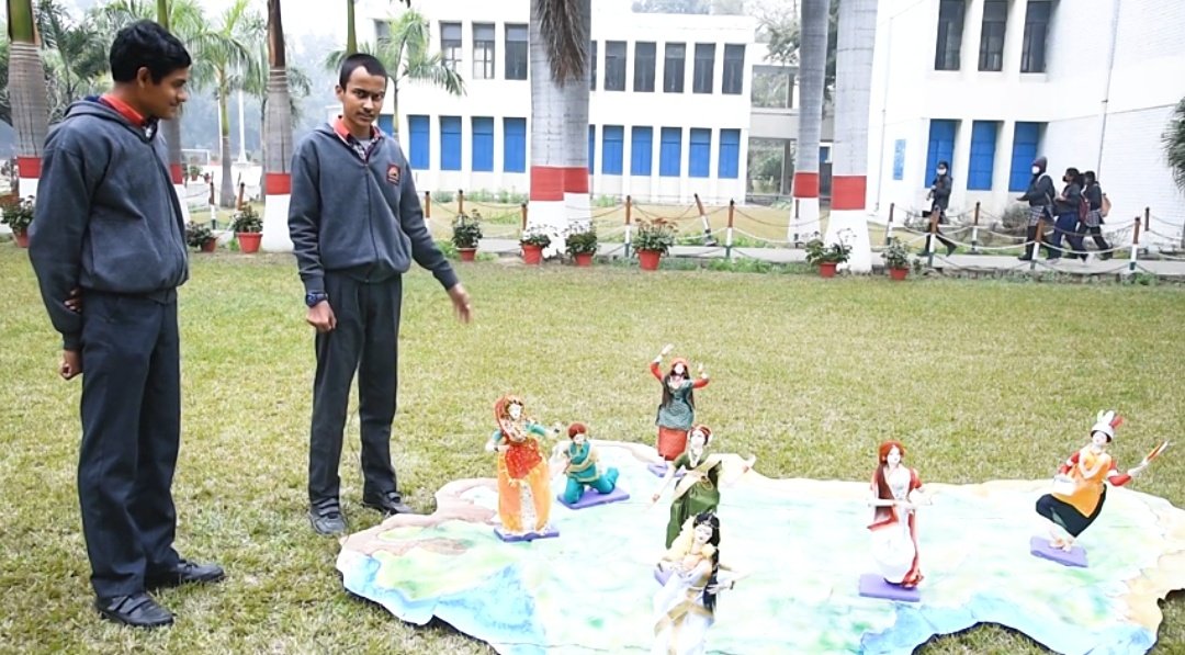 ▶️Students of <a href="/KVS_HQ/">Kendriya Vidyalaya Sangathan</a> are participating enthusiastically in #TheIndiaToyFair  2021

▶️ Total number of registrations from KVS is approx. 3.5 lakhs.

▶️KVs are present in Hall No. 9, where Learning and Educational Toys are being displayed.

Details ⏩️pib.gov.in/PressReleseDet…