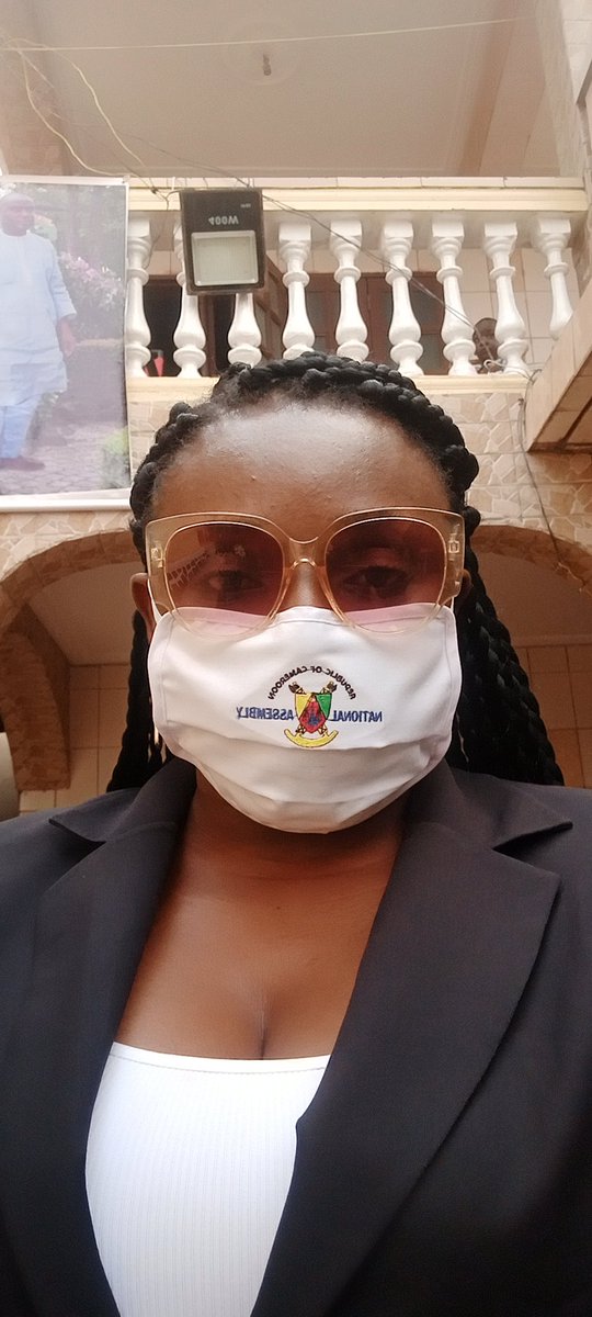 RolandeNgo's tweet image. Les mesures barrières contre le Covid 19 doivent être un réflexe à intégrer nuit et jour. Protégeons nous et protégeons les autres ! #stopcovid19 @actucameroun @MartheNgond