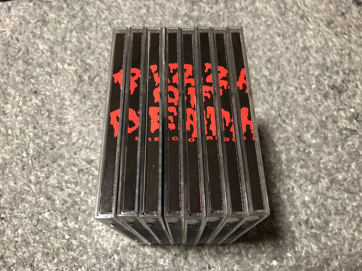 ndstakano's tweet photo. 実は第一弾リリースのSuspended 4thだけ購入していないのよね…(*´ω`*)
#PiZZAOFDEATHRECORDS
#BECAUSEITS2020
#NOAUDIENCELIVE https://t.co/GK1HDG5k9z