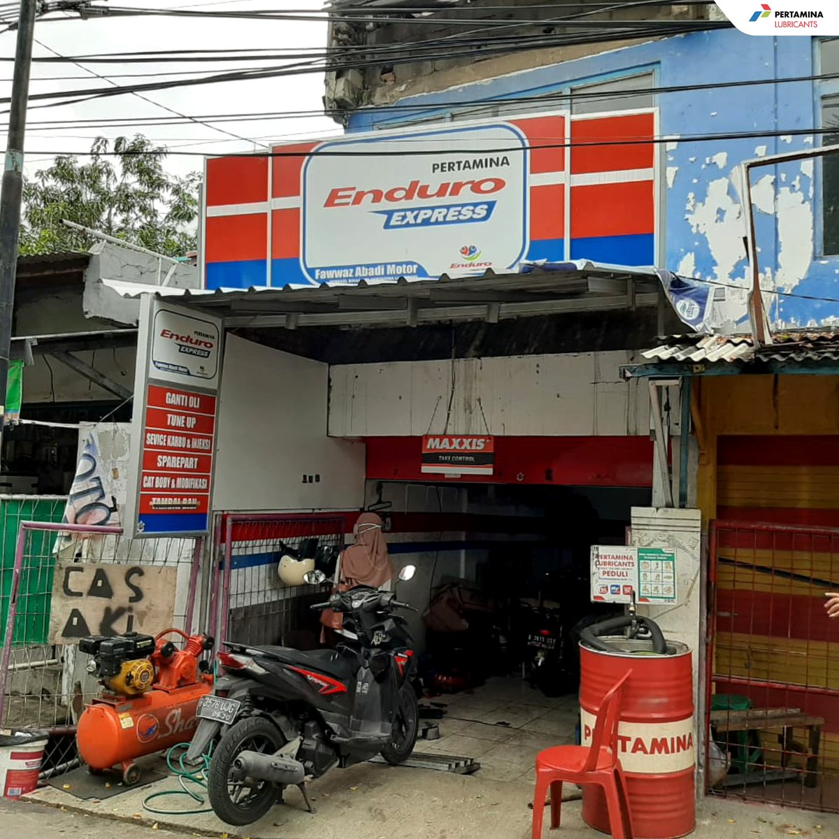 Selama pandemi, tantangan para wirausaha semakin diuji

Kita tengok bengkel ini yuk! 

Ini adalah Fawwaz Abadi Motor (FAM) yang berlokasi di Tanjung Priuk Jakarta Utara. Bengkel dikelola oleh M Arifrahman Marsudi &amp; Ade Agus Setiawan yg merupakan lulusan terbaik program ESP 2019
