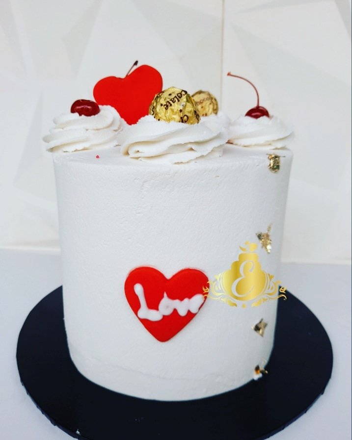elixircakeevent's tweet photo. We miss tweeting....Hello tweeter famz. 
@akurebaker @elixircake_events #trainedbaker #cakesinakure #elixircakes https://t.co/YuyHiKKwcd