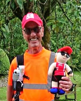 GwinearRoadStn's tweet photo. We look forward to seeing Phil as he heads down and up again!
Not forgetting #MiniPhil of course!
#CharityTuesday #LongDistanceRun
All for the
@VETERANSCHARITY
@ChurchfieldJE fyi https://t.co/0HhbaqxsL4