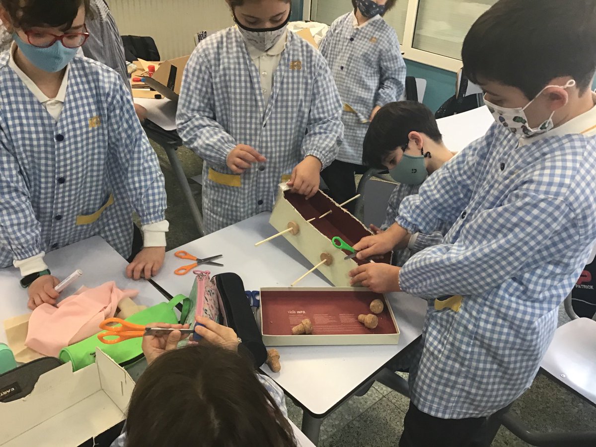 mercedaries's tweet photo. Víkings Longships contest is starting!
Comença el concurs dels vaixells víkings a 3r
#fsf3prim #englisgweek #vikings https://t.co/FMP3eIsyuo