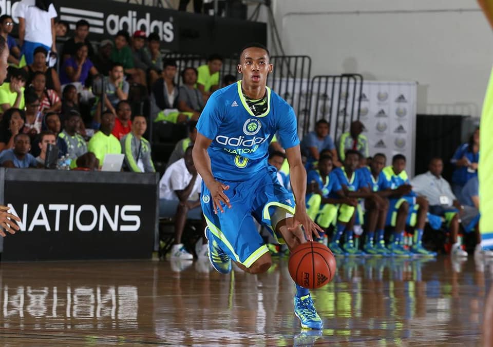 👀 A cœur ouvert, Mehdy Ngouama nous raconte son incroyable parcours

💪 Il a été touché par une méningite enfant, la dépression adulte, il a emprunté divers chemins pour arriver jusqu'en #JeepELITE, avec l'ambition d'aller plus haut encore

Témoignage 🗣️ bebasket.fr/championnat-je…