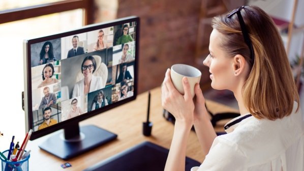 Få #NLP-ekspertens 10 råd til dit #virtuelle #kundemøde. Det er sværere at vække tillid virtuelt frem for ansigt til ansigt. Men det kan en skarp ramme om mødet kompensere for. 
bit.ly/3r4xGOi