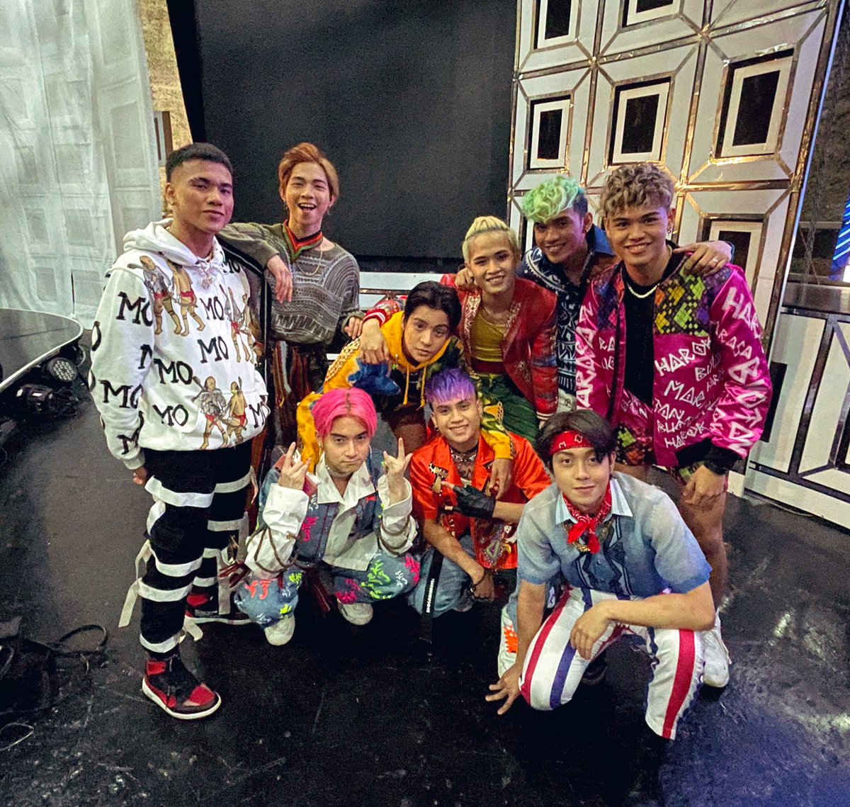 ALAMAT ᜀᜎᜋᜆ᜔ ☝🏽🤎 (@official_alamat) on Twitter photo 
