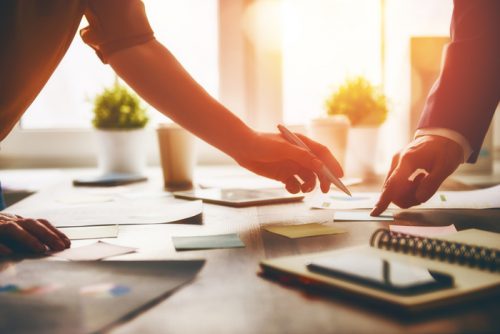 HelloRhello's tweet photo. 📢 [Alerte Jobs RHELLO ]
Encore une superbe opportunité à saisir aujourd'hui !
Un Poste d'Assistant(e) de Copropriétés en CDI à Cannes.

2000€ – 2200€ brut / mois + 13ème mois 

Impatients de faire la connaissance de nouveaux profils!
📧 contact@rhello.fr    📞 04.93.86.77.82 https://t.co/iOg7rWYdnn