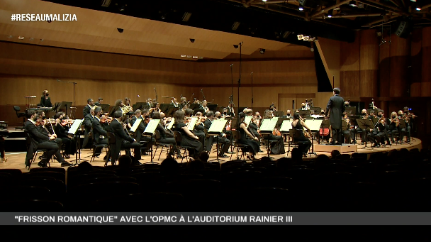 monaco__info's tweet photo. "Frisson Romantique" à l'Auditorium Rainier III !
Le @MonteCarlo_Orch se produisait sous la direction Leo McFall et avec le soliste pianiste Gerhard Oppitz.
Découverte en musique dans un reportage de José Sacré !
➡️https://t.co/LfVhjAT4yP https://t.co/FAVtvxWiTR