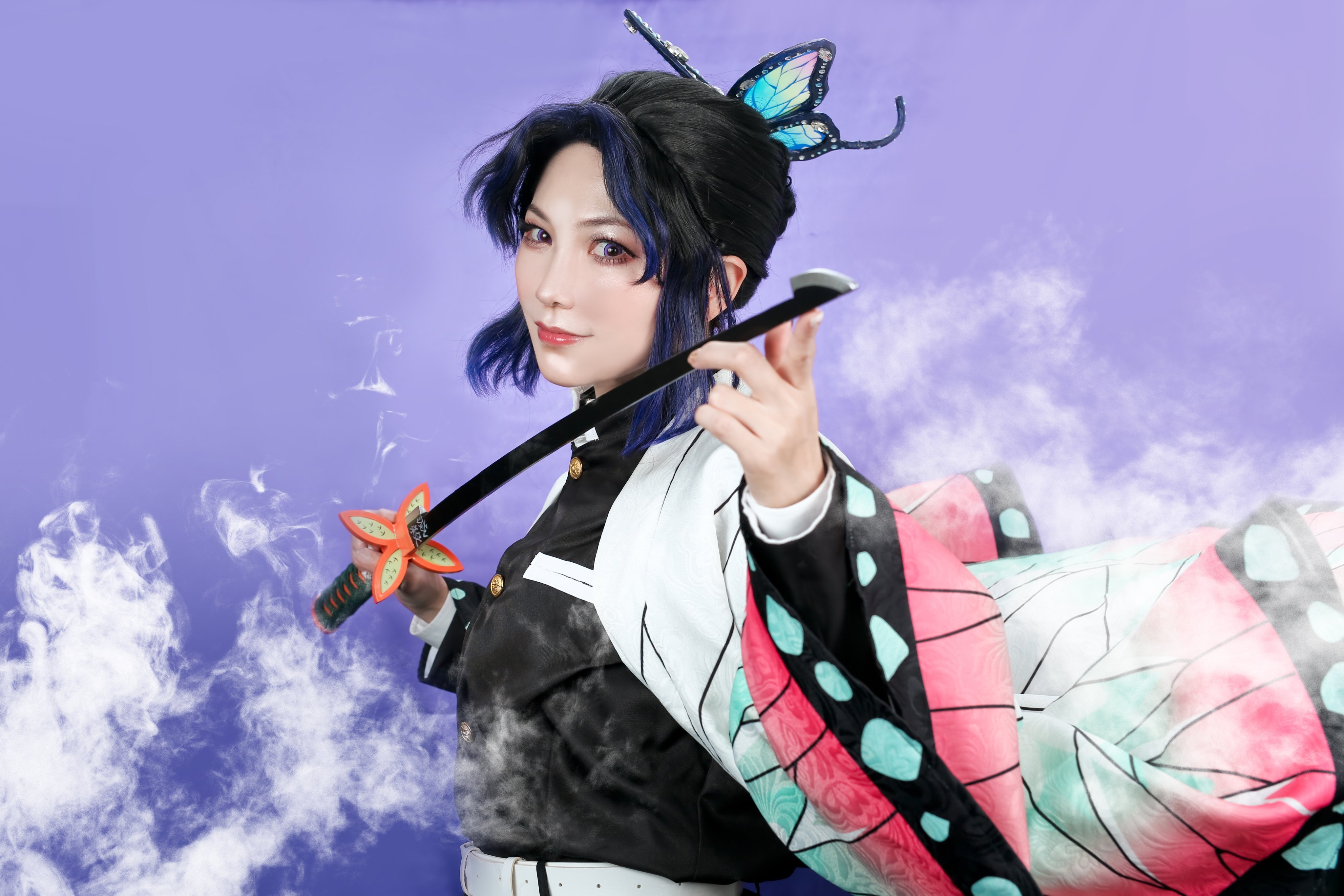 弁護士 渥美 陽子 鬼滅の刃 胡蝶しのぶ のコスプレに挑戦してみました 必殺技は牙突です 違 T Co Avfk9swj6z Twitter
