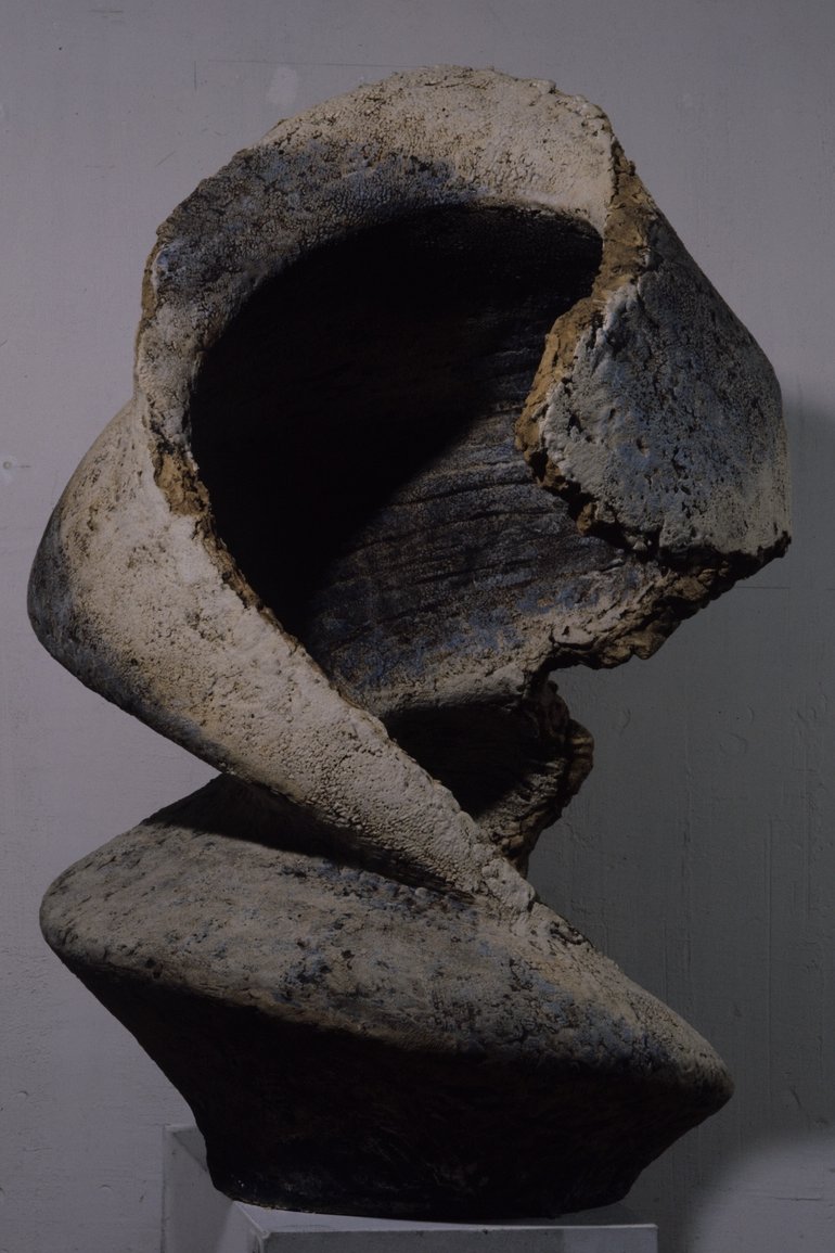 MNCeramica's tweet photo. Nuestro tributo a la gran #ceramista Elena #Colmeiro (1932-2021) recientemente fallecida de la que tenemos el gustazo de custodiar una pieza de gran formato en nuestra colección permanente
@MNCeramica @NuestrosMuseos @culturagob https://t.co/rVLgMKLQCZ