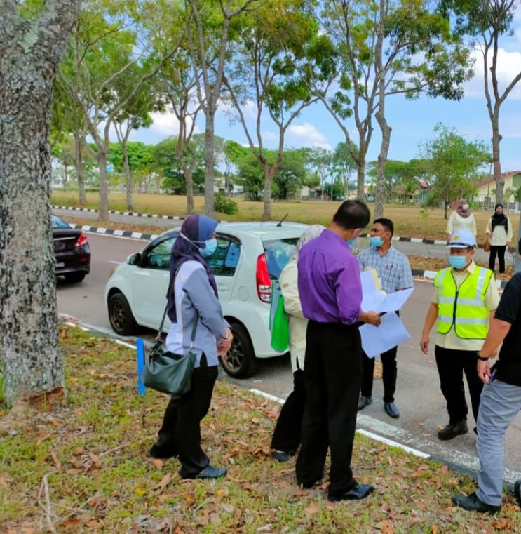 Lawatan tapak ke beberapa lokasi cadangan sekolah di Negeri Johor.

<a href="/IrZulkefly/">Mohd Zulkefly S</a>
<a href="/razgrid1/">🇲🇾 Razdwan Kasim</a>
<a href="/CKP_JKR/">Cawangan Kerja Pendidikan (CKP), IPJKR MALAYSIA</a> 
<a href="/JKRJohor/">JKR Johor</a> 
<a href="/JKRMalaysia/">JKR Malaysia</a>