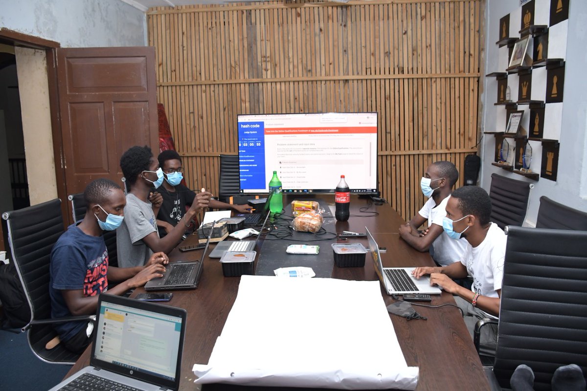 achinga_chris's tweet image. I still remember what I did on this night @swahilipothub
Good thing about solving and creating solutions as a group is the working as a group part
#hashcode