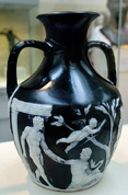 THAT_Muse_'s tweet photo. The only figure in the #BritishMuseum’s mysterious Portland Vase that Art Historians are certain of is Cupid. What are you doing for Valentine's Day? #THATMuseFacts #valentinesday https://t.co/sPtEQQDNNA