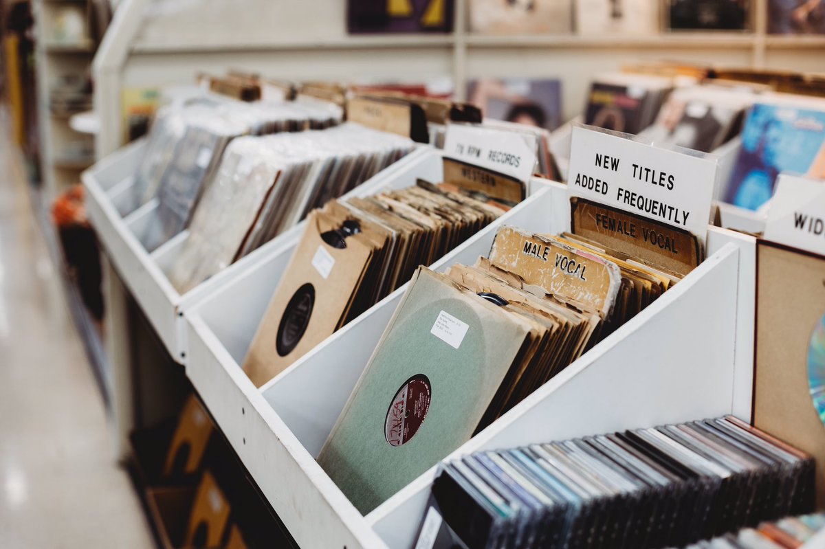 Antique_Trove's tweet photo. Just for the record, if you’re looking for some new tunes, Antique Trove has you covered. https://t.co/QqDfYaGecG