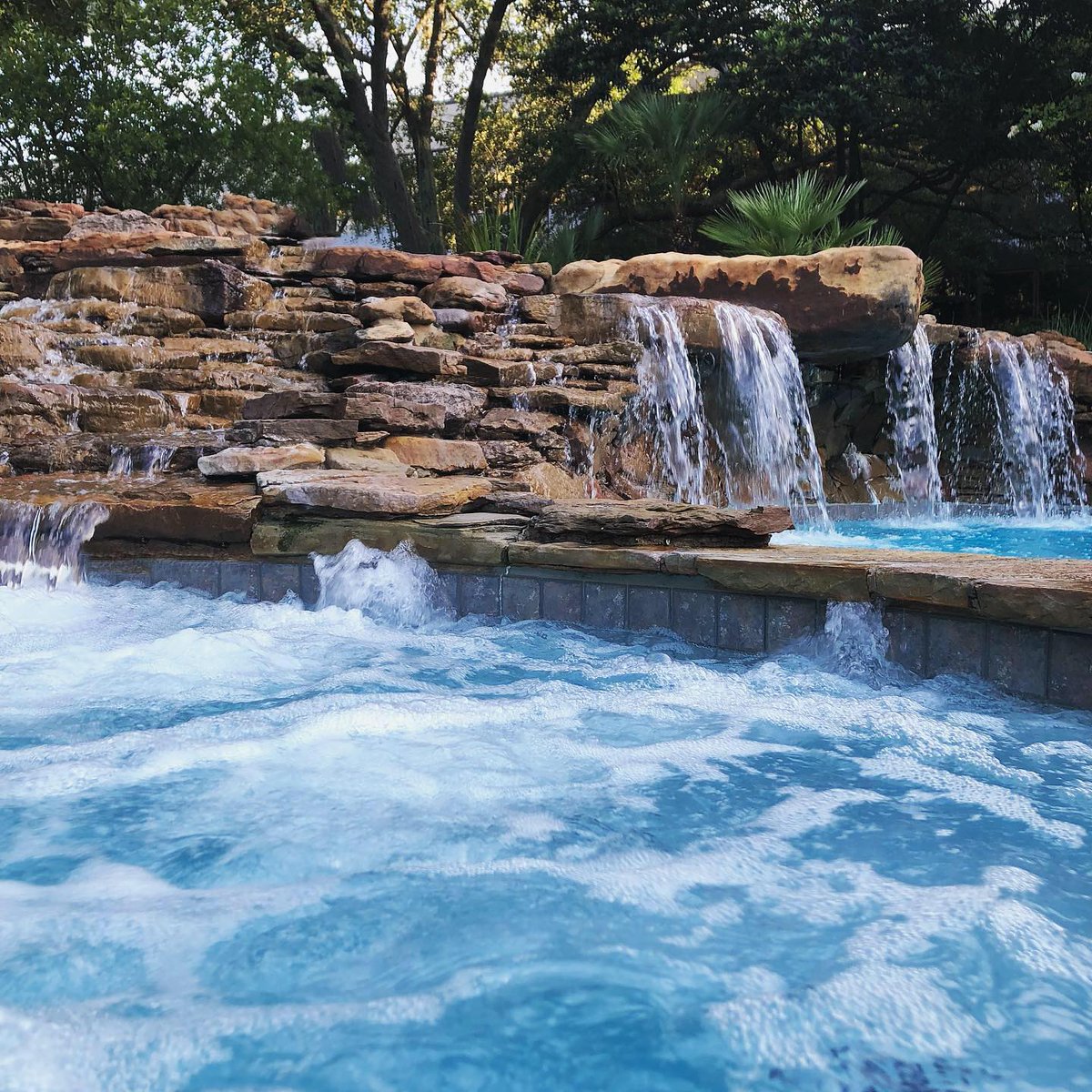 Uptown Houston (@uptownhouston) on Twitter photo Ready for some fun in the sun? ☀️ Spend Spring Break at <a href="/HoustonianHotel/">Houstonian Hotel</a> – with three temperature-controlled pools to enjoy, your Spring Break getaway is sure to go swimmingly 🏊
📍 111 N Post Oak Ln
☎️ (713) 680-2626
#StayUptown #UptownHouston Ready for some fun in the sun? ☀️ Spend Spring Break at <a href="/HoustonianHotel/">Houstonian Hotel</a> – with three temperature-controlled pools to enjoy, your Spring Break getaway is sure to go swimmingly 🏊
📍 111 N Post Oak Ln
☎️ (713) 680-2626
#StayUptown #UptownHouston