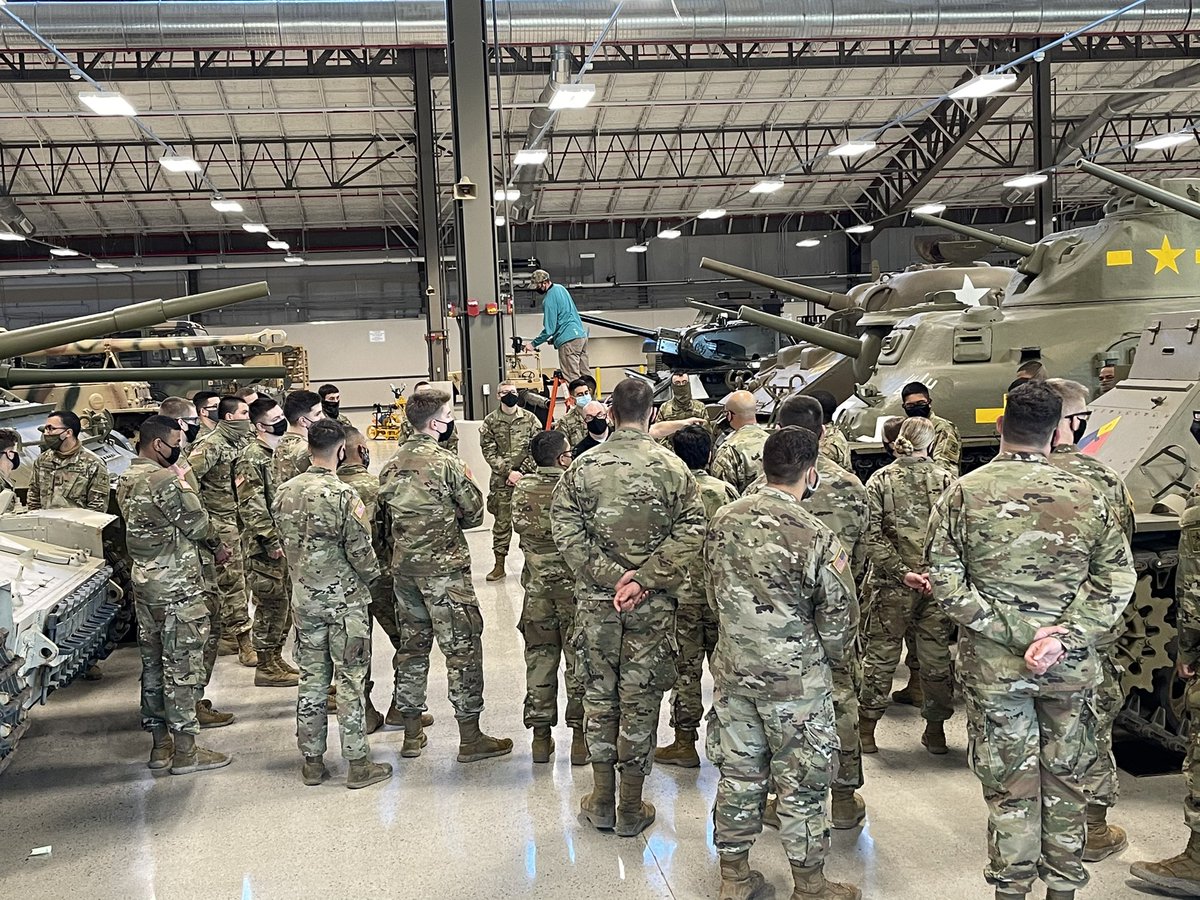 OrdnanceTSF's tweet photo. Alpha 832D came by today for Ordnance history and a tour of the TSF #GoOrdnance @832dODBN @59thOrdnanceBDE @OrdnanceCSM @ChiefofOrdnance https://t.co/W1wfHx7lTl