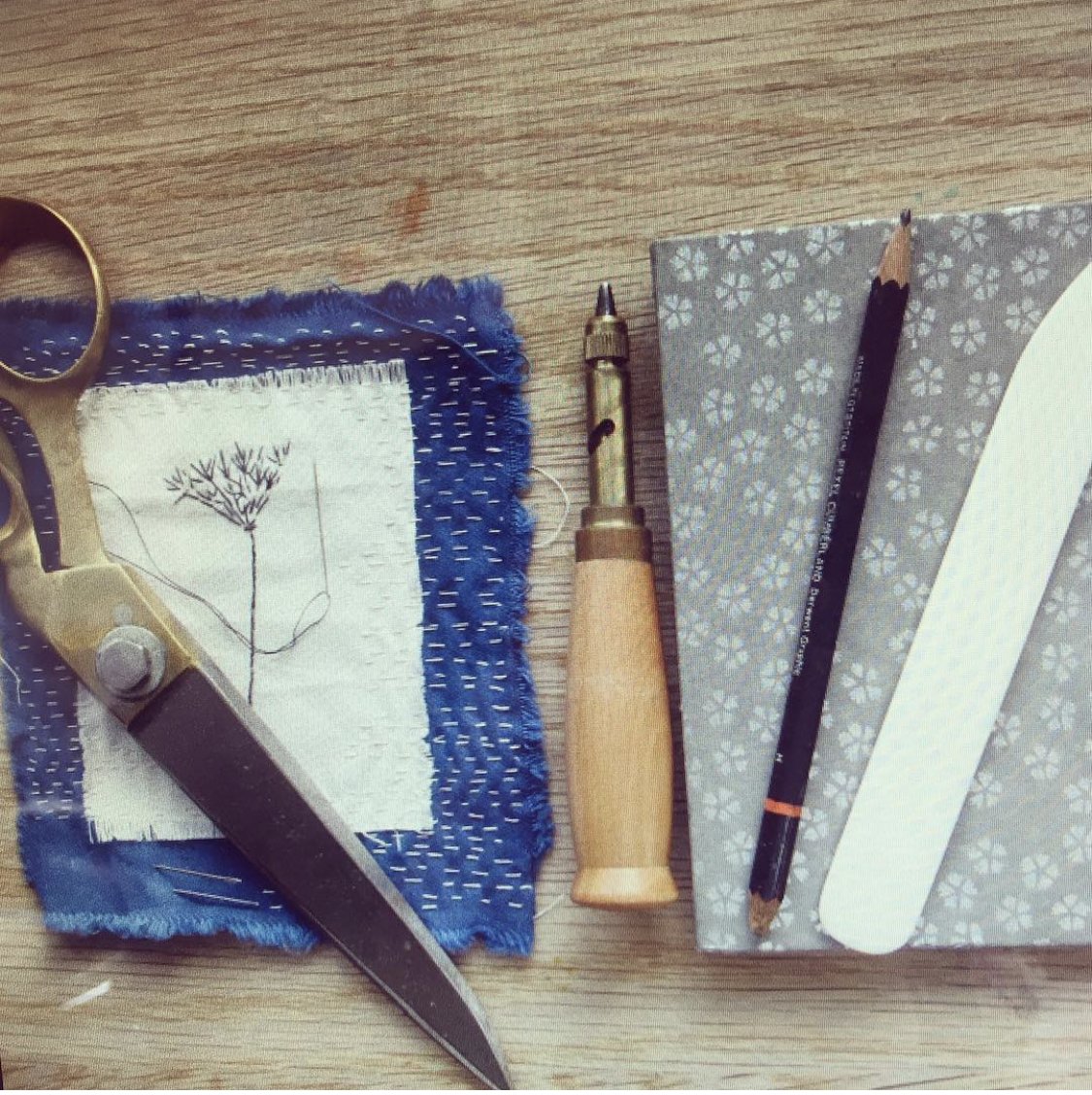 VisitDitchling's tweet photo. To celebrate World Book Day we're showcasing a local bookbinder/artist based at The Turner Dumbrell Workshops. Kate Baker-Brown has been an artist in Ditchling for the past 25 yrs. Using her most loved processes, Kate makes sewn work, books and prints using natural materials. https://t.co/JwkJcxbO5u
