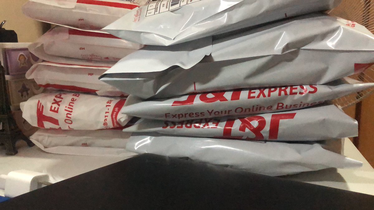 01tysales's tweet photo. #yongupdates
DONE PACKING!!!
shipment tmrrw https://t.co/toDyhlHqZL