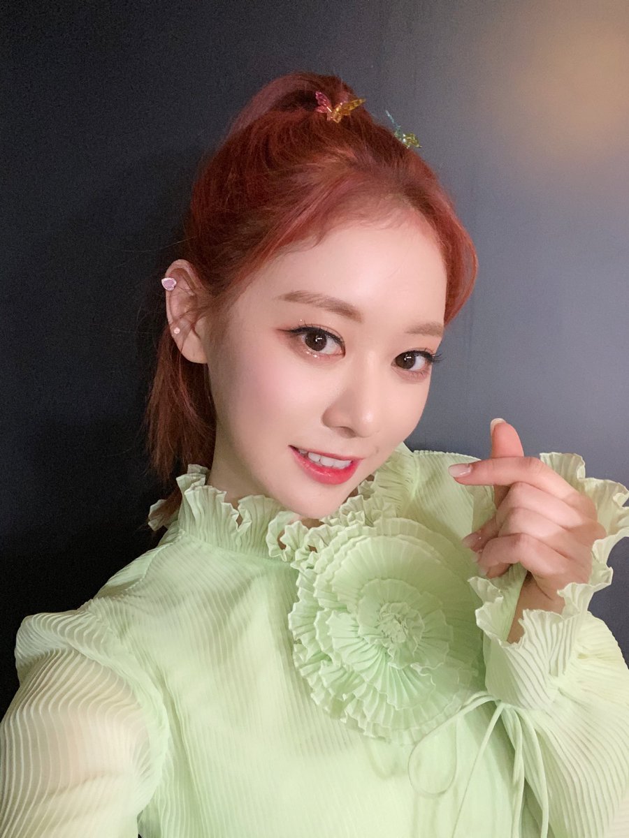 happy birthday to our beloved bora🥰 may this year be filled with much more love and success. lullets are always cheering for you, have a safe and happy day we love you
#HappyBORAday