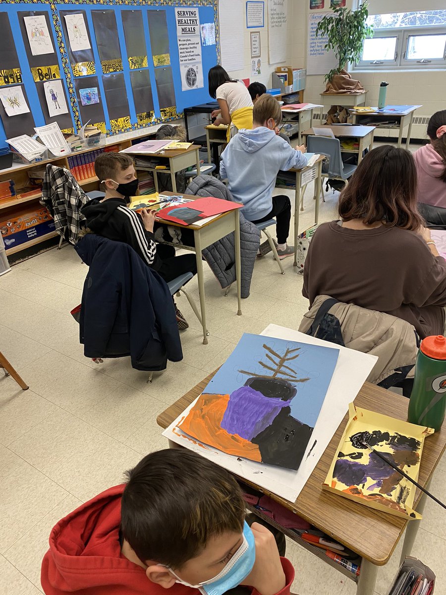 denneclegg's tweet photo. We are working with the element of value in this task. Starting with a hue, shades and tints are created to show light sources and give depth. https://t.co/QHrGoyIPvY