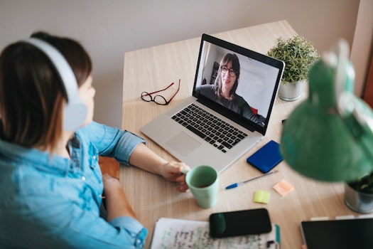 Join our Wellbeing Workshop: Creating a Work / Life Balance this Thursday 04 March from 1:30pm - 2:30pm.
In this workshop you will learn tips and tricks to help you create that positive work life balance!  
Sign up here: qmsu.org/event/14392/