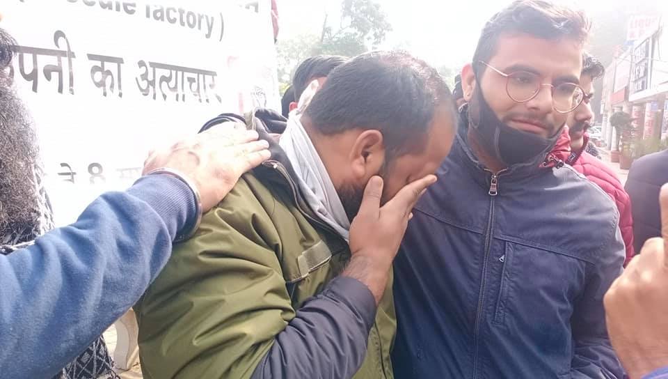 RetrenchedW's tweet photo. @PMOIndia_RC @PMOIndia @santoshgangwar @vpsbadnore @ianuragthakur @BJP4Chandigarh @rajnathsingh @nsitharaman aap logon ko koi fark nhi padhta..humari jobs gae hain aap logon ka kya jaata hai🥲 https://t.co/lepPObEUMf