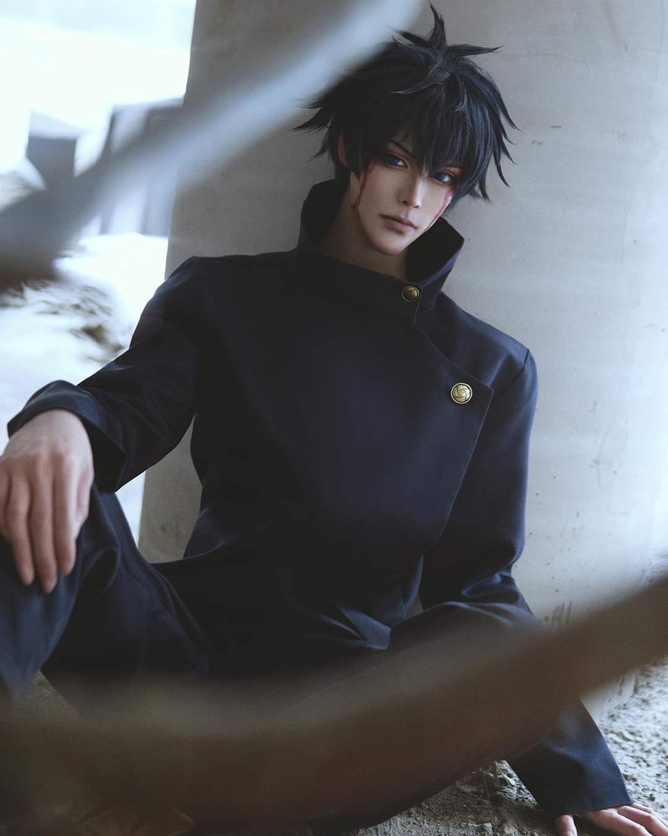 weian_vann's tweet photo. #cosplay #咒術迴戰 #fushiguromegumi 
“我会不平等的去救人。”
pho岚风 https://t.co/Fhq6gGbwUT