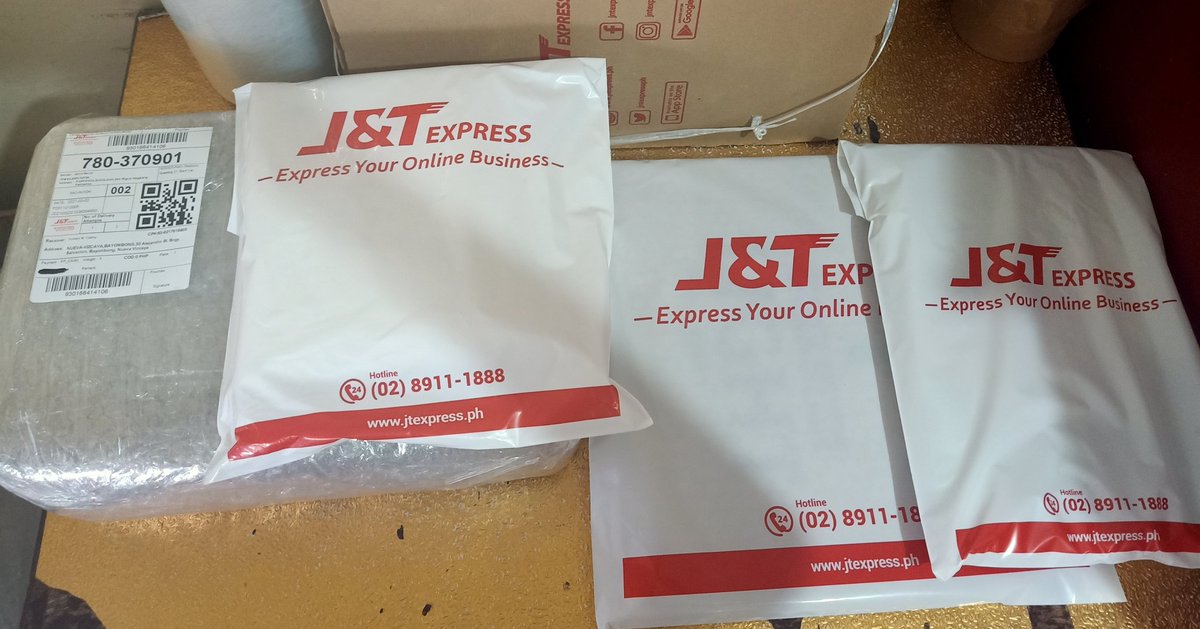 astro_merch_'s tweet photo. Shipped all orders today and sent all the TN. Hope they arrive safely. Once again, thank you for trusting! βΊ
#AstroMerchProofs https://t.co/uzNmjgJkc1