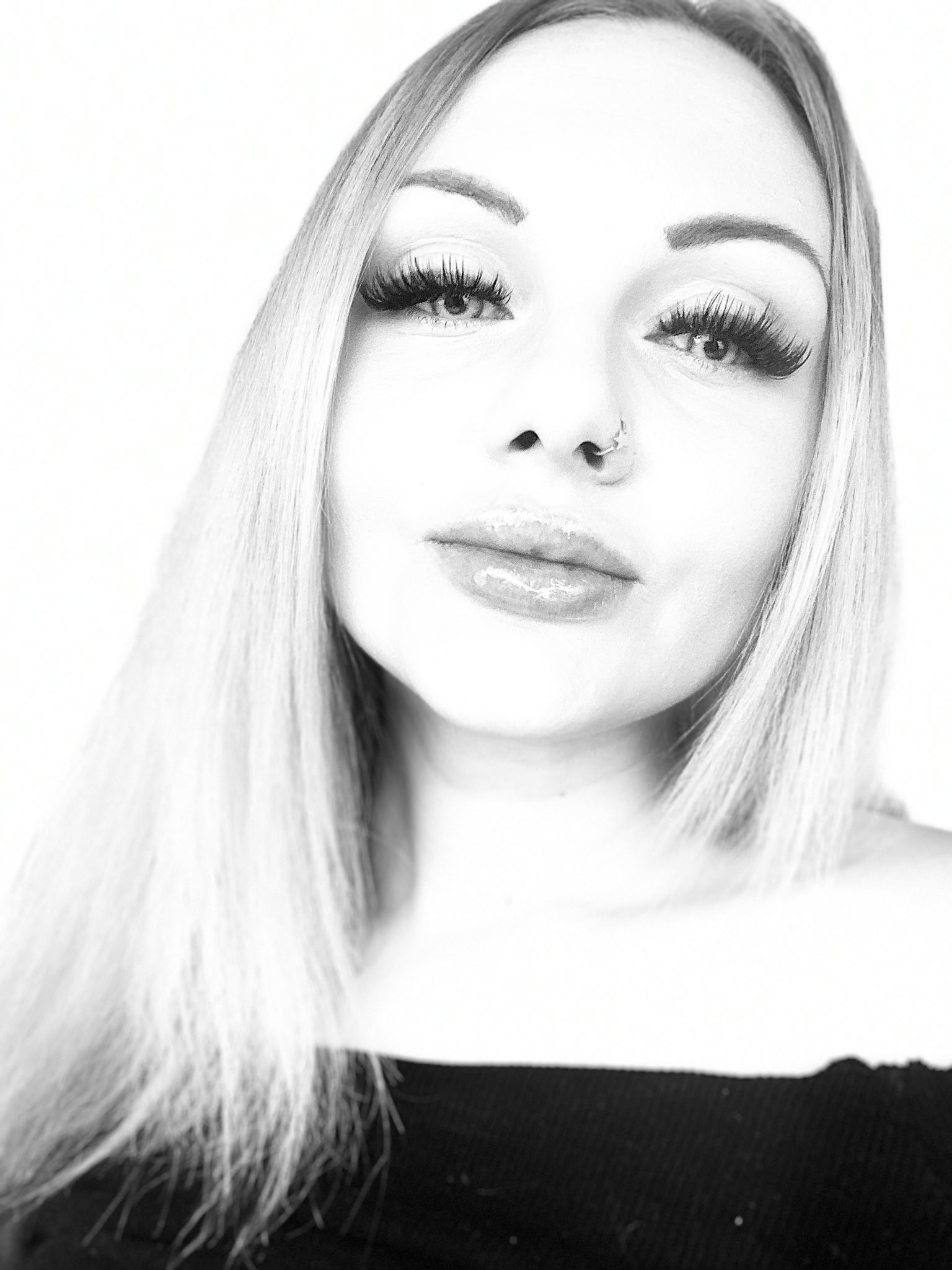 Moon Christine on X: t.coE8I8BqZZxD  X