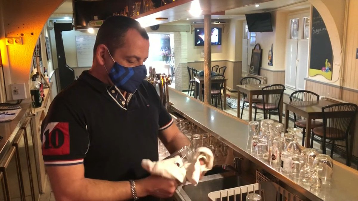 Dénoncé par un voisin, un restaurateur devant la justice pour avoir servi des clients rmc.bfmtv.com/emission/denon…