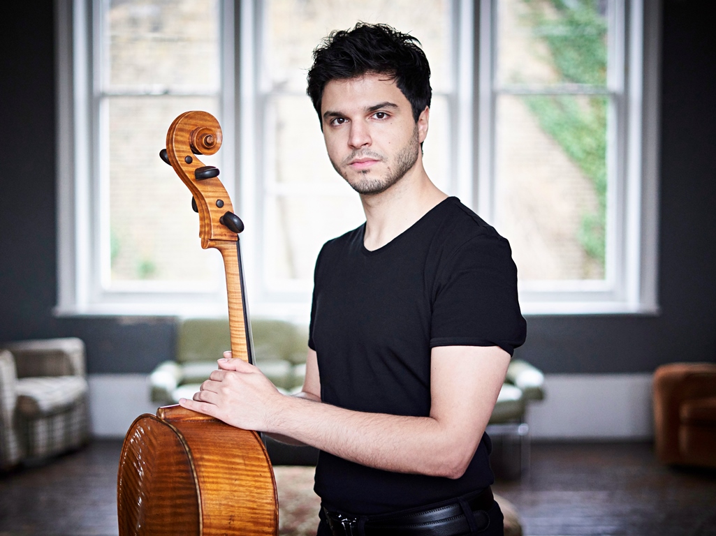 ÇEV Sanat Genç Yetenekler projesinde eğitimi süren Türk çellist Jamal Aliyev, klasik müzik alanında gösterdiği yurt içi ve dışı başarılarıyla Classic FM tarafından ‘Dünyanın 30 Yaş Altı En Önde Gelen 30 Müzisyenden Biri’ seçildi.