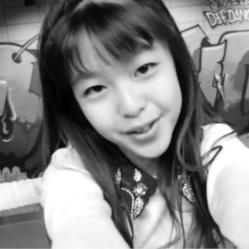 BabyBlack_twt's tweet photo. ✨ Yang Chaeeun (ยาง ชาอึน) 😈
รายละเอียดอยู่ในเธรดนะคะ
#YANGCHAEEUN #Chaeeun #BabyMonsters #BabyMonster #Baemon #Baemons #YgnggIsComing #YGNGG #ygnewgg #ygnewgirlgroup https://t.co/Jf7bYkKqsc