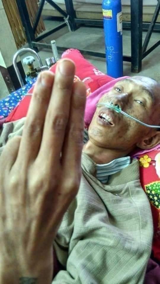 SiL3Nt2021's tweet photo. They give their lives for thrust But they don’t give up until the last. We will never forget. #WhatsHappeningInMyanmar #CrimeAgainstHumanity #SPRING_REVOLUTION https://t.co/J8SDjZ7bwk