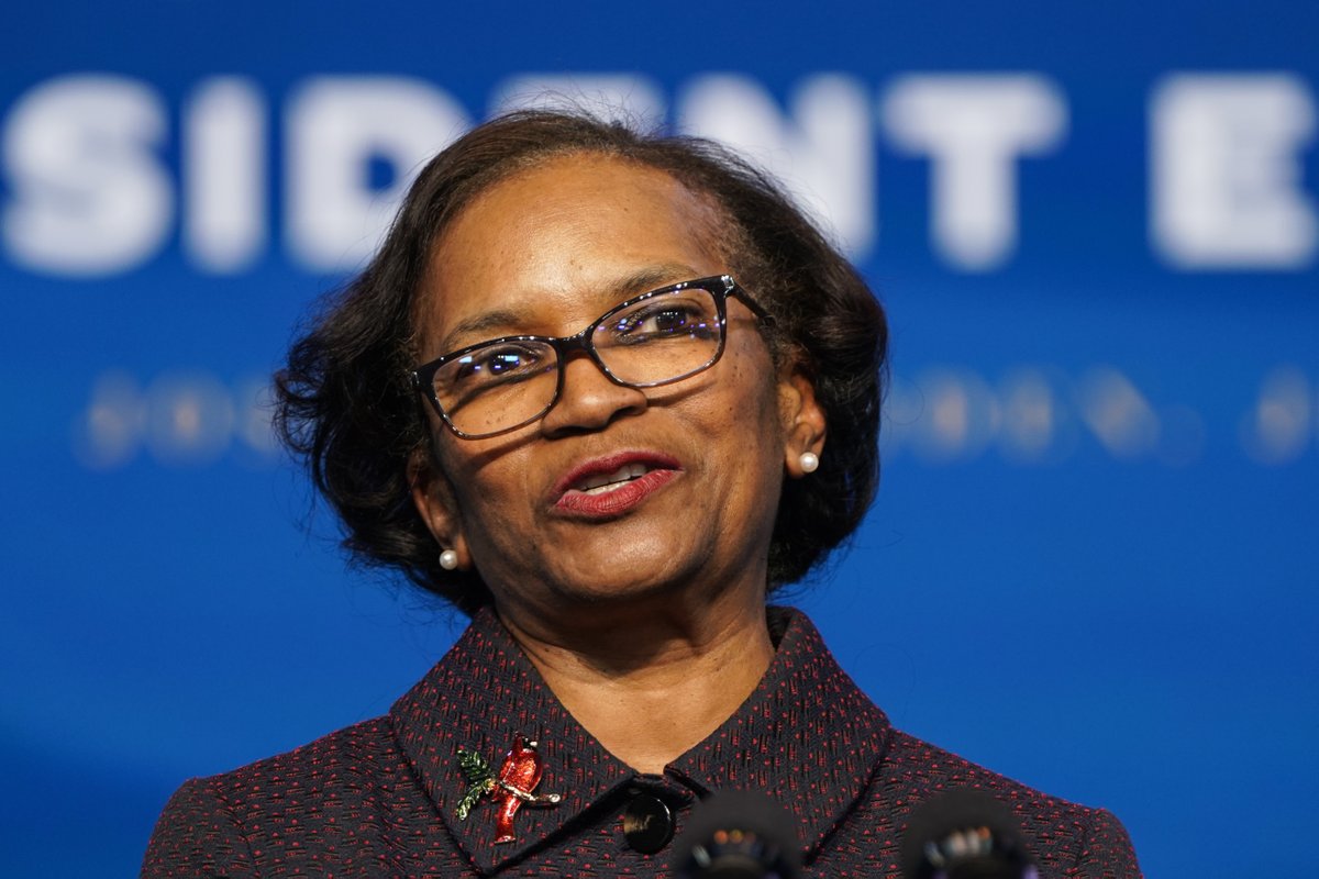 Bipartisan groups of former high-ranking officials expressed support for the nominations of:

❇️ Janet McCabe for the second-highest position at the EPA
❇️ Brenda Mallory to lead the Council on Environmental Quality (📷: Joshua Roberts/Getty Images) benvgo.com/U09wdJn