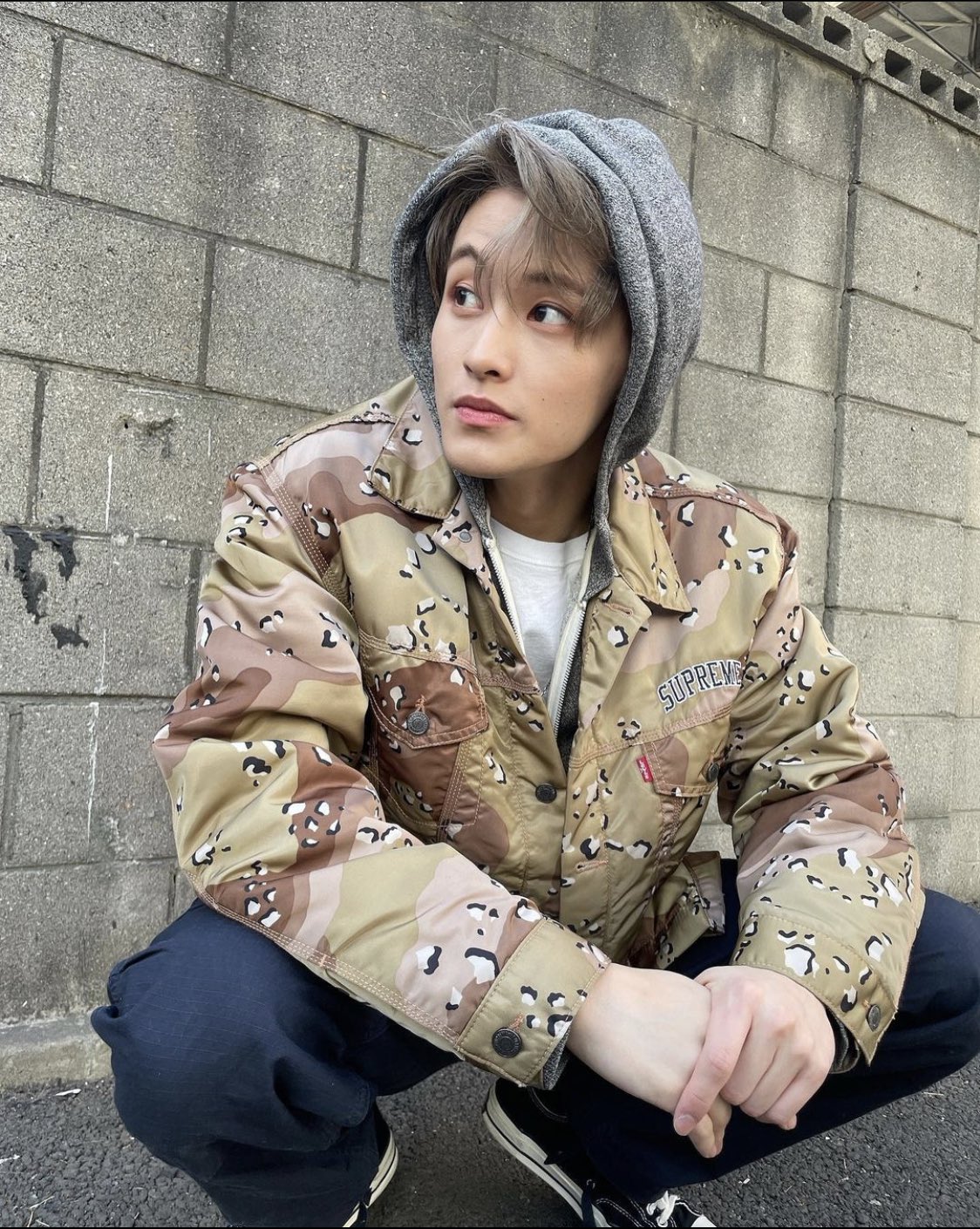 Supreme levi's hotsell nylon trucker jacket