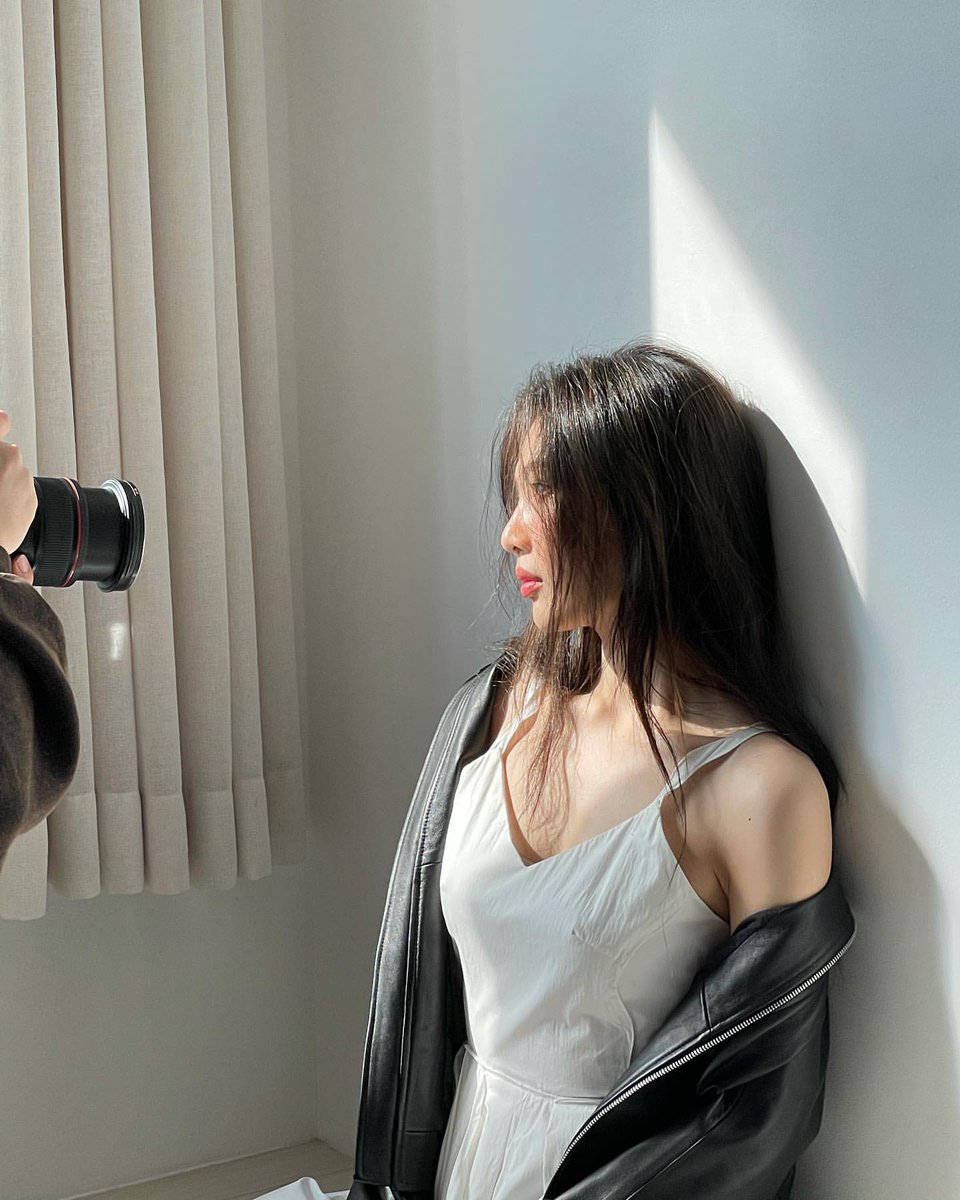 sooyoumng's tweet photo. Perfectly dolled up in a nice casual outfit for Hogan 🤍 https://t.co/YzqbOdJxGW