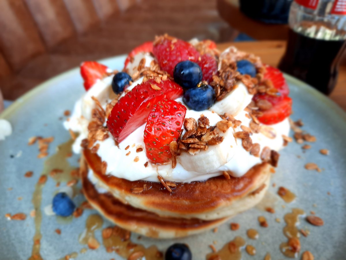 MakeHomeCookin1's tweet photo. American pancakes baby... https://t.co/Y3M7fTki4k