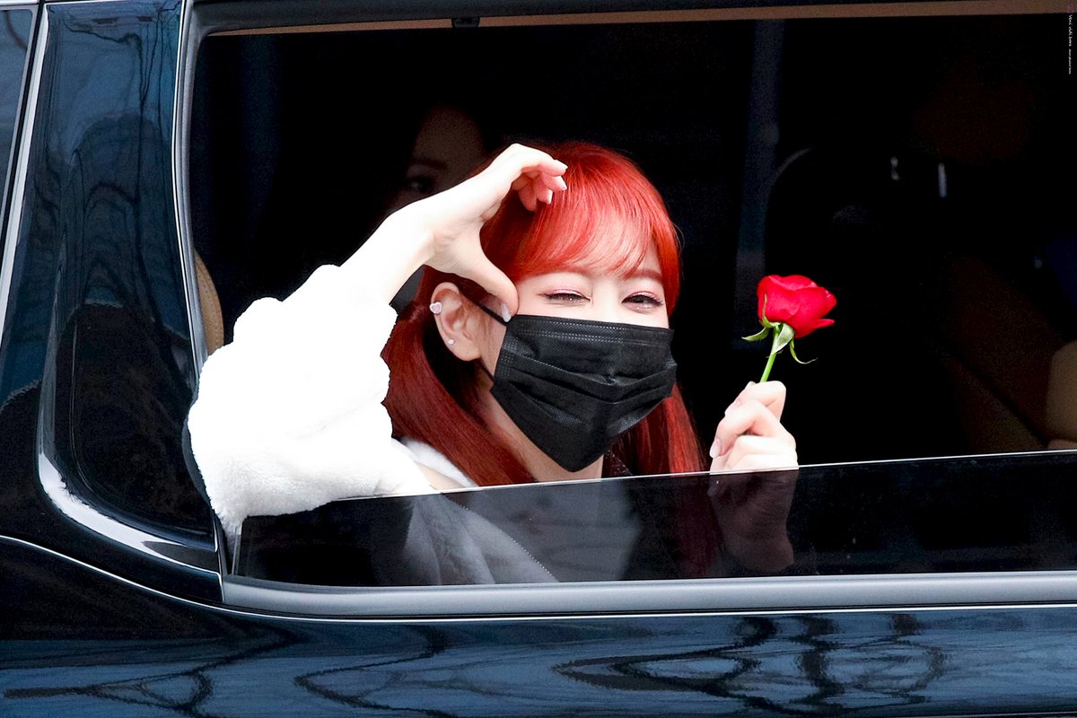 VVB_990303's tweet image. 누구보다 가장 많이 사랑받고 행복하면 좋겠어💜

#CherryBullet #체리블렛
#BORA #보라 #김보라
#HAPPY_BORA_DAY
#보라야_태어나줘서_고마워
(@cherrybullet)