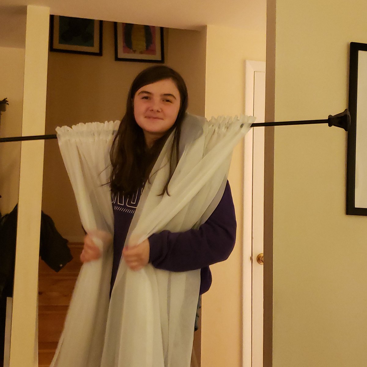 She just saw it in the window and had to have it. Showed this episode to my daughter years ago, we never laughed harder. Today she decided to make a new dress. <a href="/imcarolburnett/">Carol Burnett</a> #caroleburnettshow #wentwiththewind