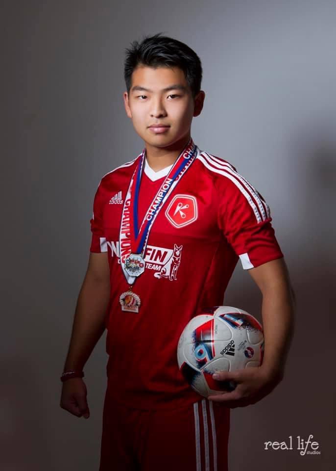 RealLifeStudios's tweet image. Sharing this guy’s awesome Senior portrait today!!

#richmondsbestseniorportraits #richmondseniors #richmondphotographer #highschoolseniors #reallifestudios #seniorportraits