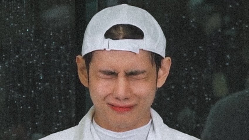 taeteland's tweet photo. protect tete at all costs https://t.co/T62dQY1qoH