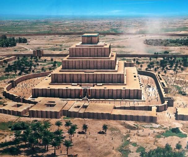 1/2 UNESCO World Heritage site,  #ChoghaZanbil ziggurat,  #Khuzestan province- #Iran. It was built around 3250 years ago by pre-Iranic  #Elamite civilization to honor the great god  #Inshushinak.