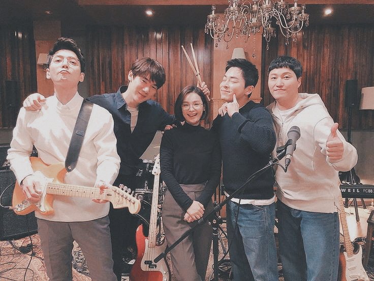 actressmido's tweet photo. ️

ㅤ ㅤㅤ 𝖙𝐡𝐞 𝐬𝐭𝐚𝐫’ 𝐬 𝐚𝐫𝐞 𝐨𝐮𝐭．
ㅤ ㅤㅤ 𝖇𝐮𝐭 𝐭𝐡𝐞𝐲’ 𝐫𝐞 𝐠𝐢𝐯𝐢𝐧𝐠 𝐛𝐮𝐫𝐧𝐢𝐧𝐠 𝐛𝐫𝐢𝐠𝐡𝐭𝐞𝐫.

 ️️ https://t.co/Zs0jO6fiSP