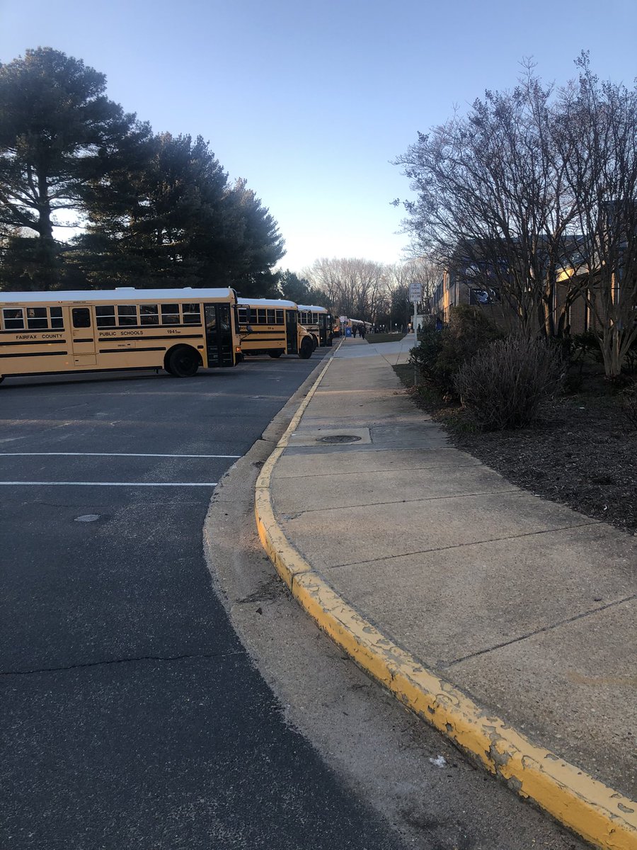 FrostsPrincipal's tweet photo. First day back with the 8th graders today!! Super excited! #WeAreBack https://t.co/yr3YUUXxvo
